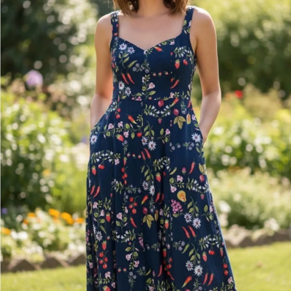 Old Navy Navy Floral Midi Dress with Sweetheart Neckline